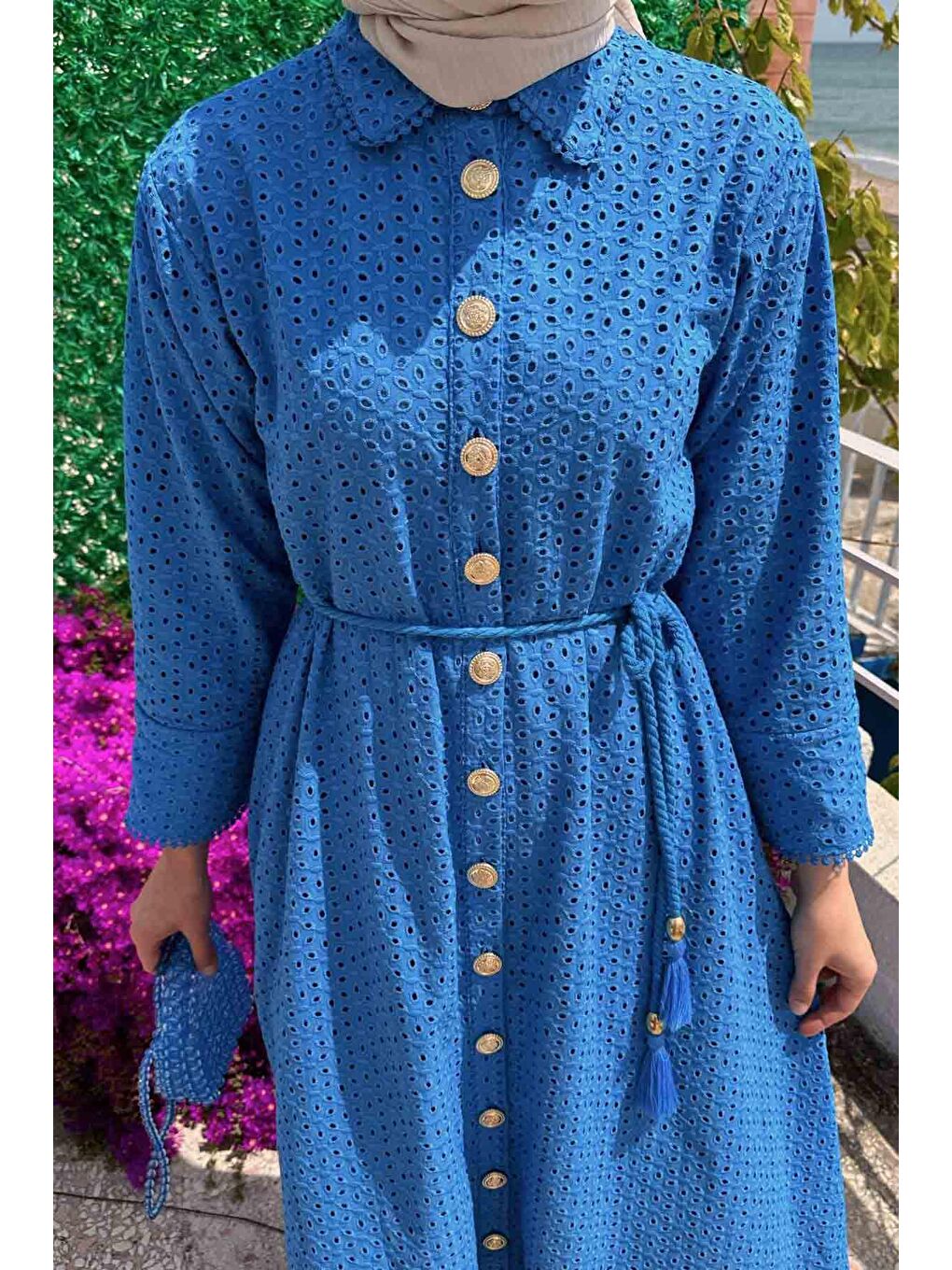 Gold Düğmeli Brode Elbise  - Mavi-1