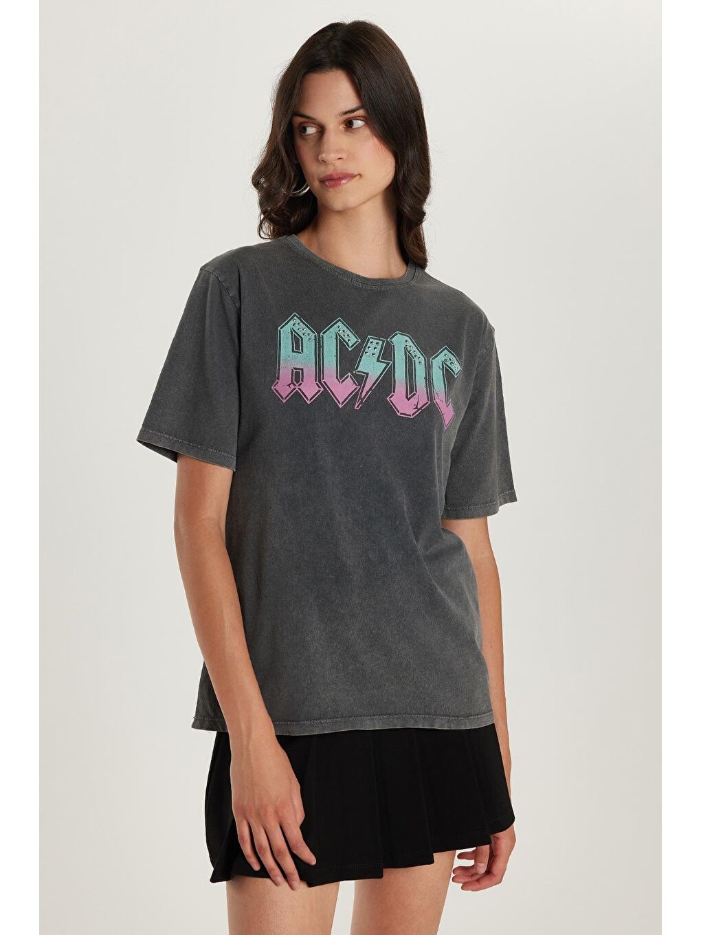 Kadın Relax Fit Rahat Kesim %100 Pamuk Kısa Kollu Bisiklet Yaka Baskılı Antrasit Tişört-1