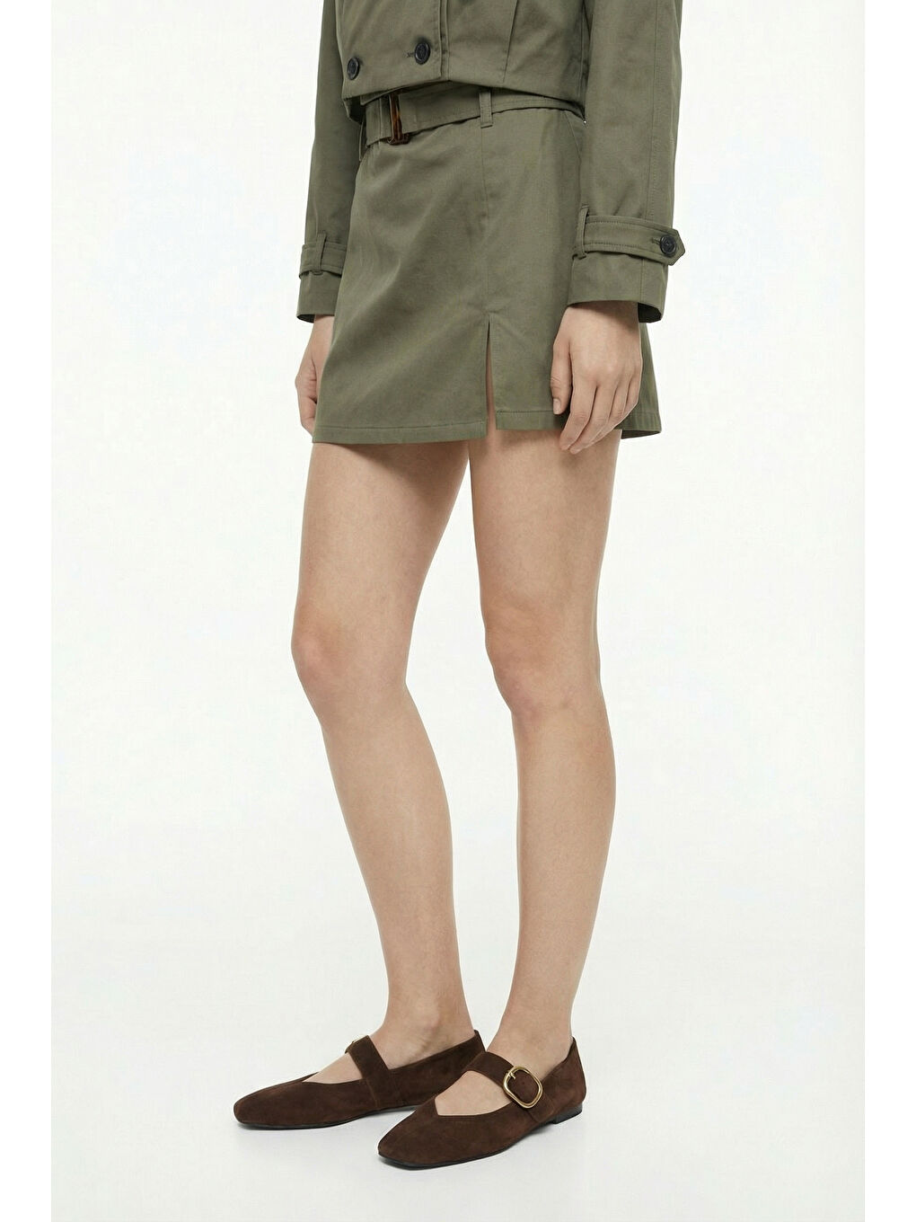 Kemerli Ön Yırtmaçlı Mini Şort Etek Haki-2