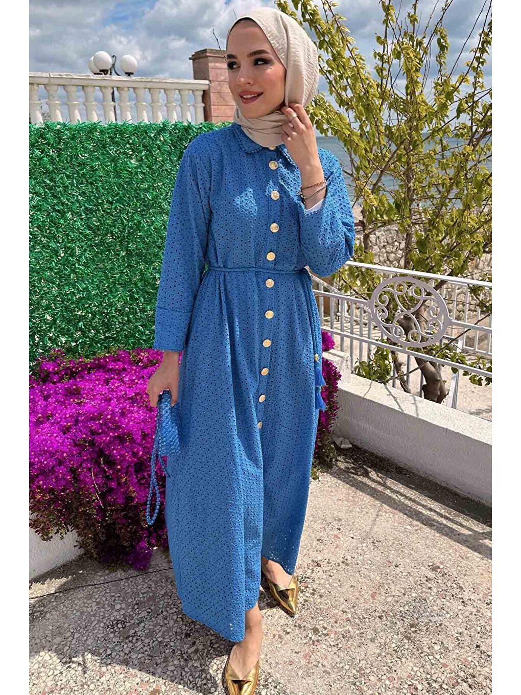 Gold Düğmeli Brode Elbise  - Mavi-2
