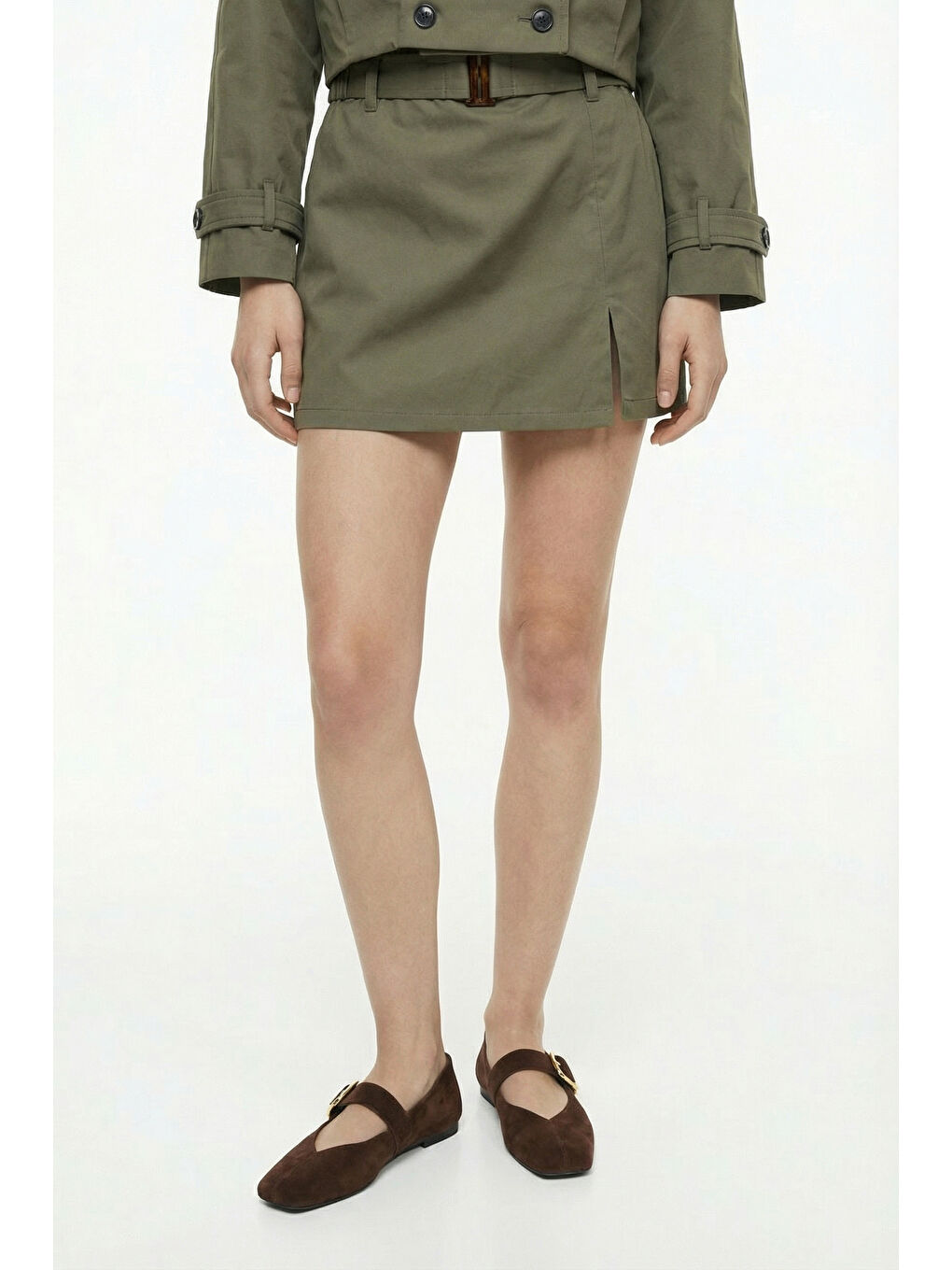 Kemerli Ön Yırtmaçlı Mini Şort Etek Haki-3