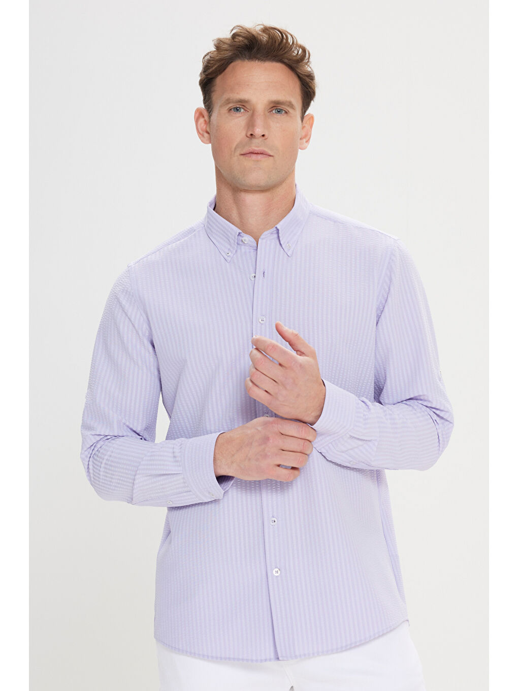 Erkek Lila Slim Fit Dar Kesim Gofre Desenli Düğmeli Yaka Hafif Kumaş Gömlek-2