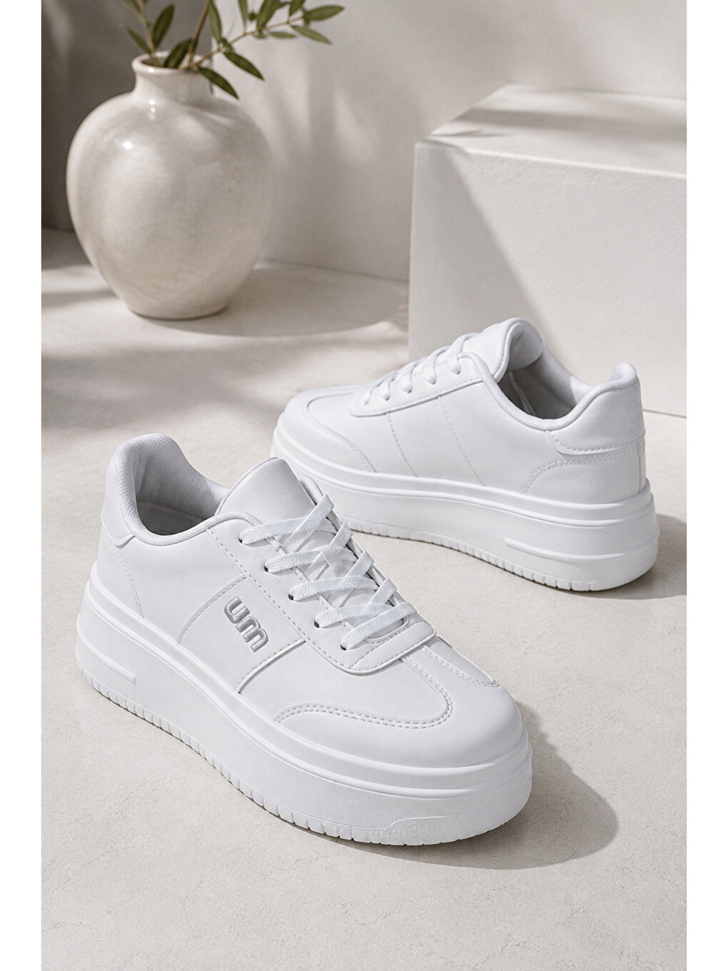 Beyaz Kadın, Süet Doku, Kalın Taban, Bağcıklı, Günlük Sneaker Ayakkabı