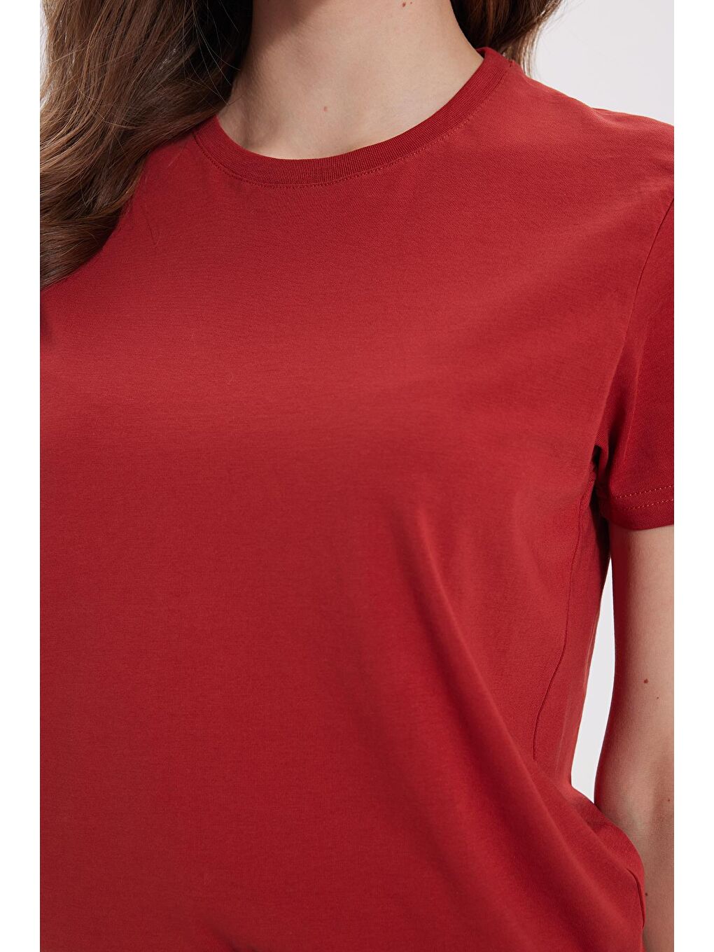Kahverengi Kadın Bol Kesim Rahat Duruş %100 Pamuk Yumuşak Dokulu Kiremit Bisiklet Yaka Tişört-3