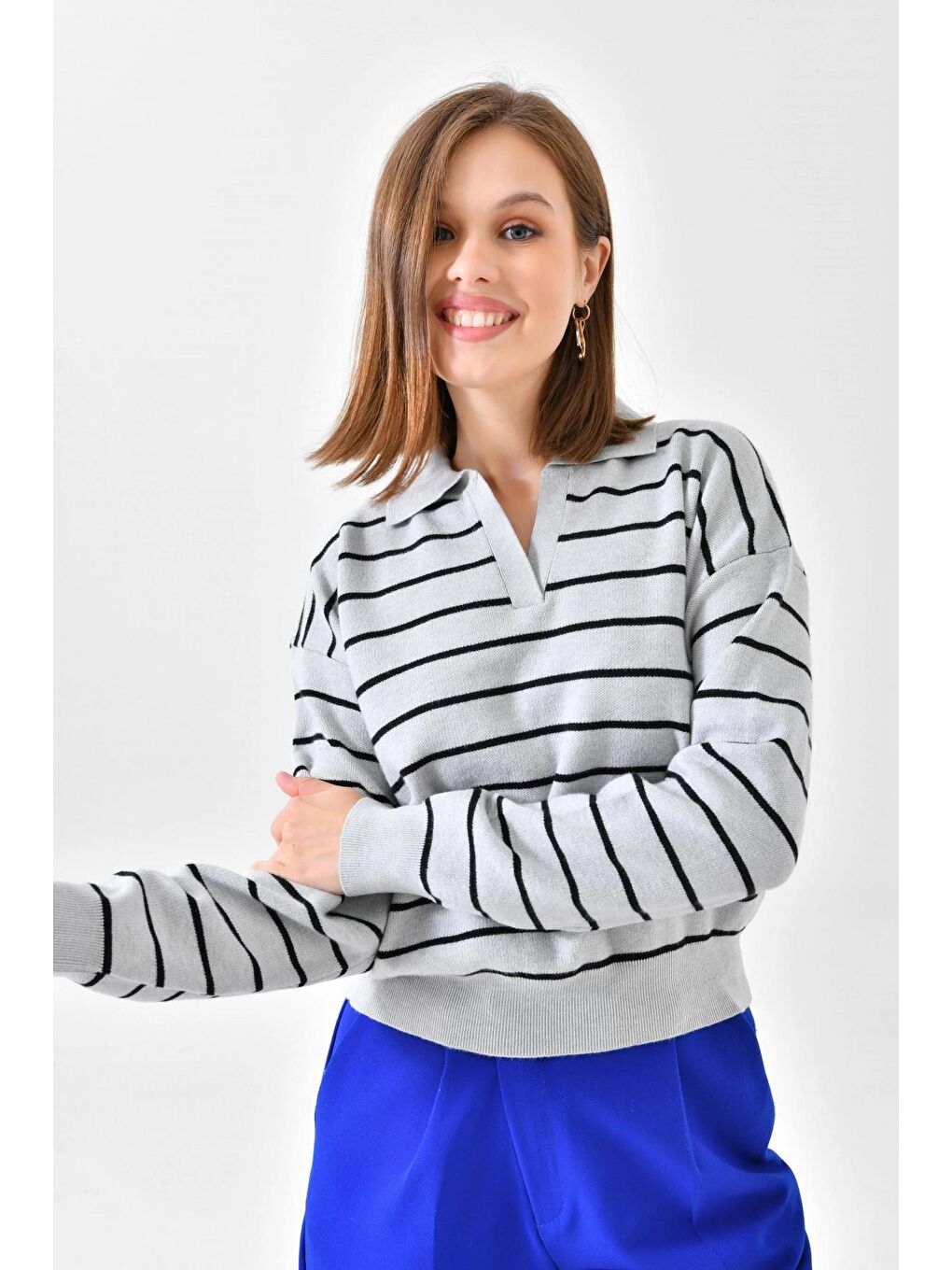 Gri Çizgili Polo Yaka Kazak-4