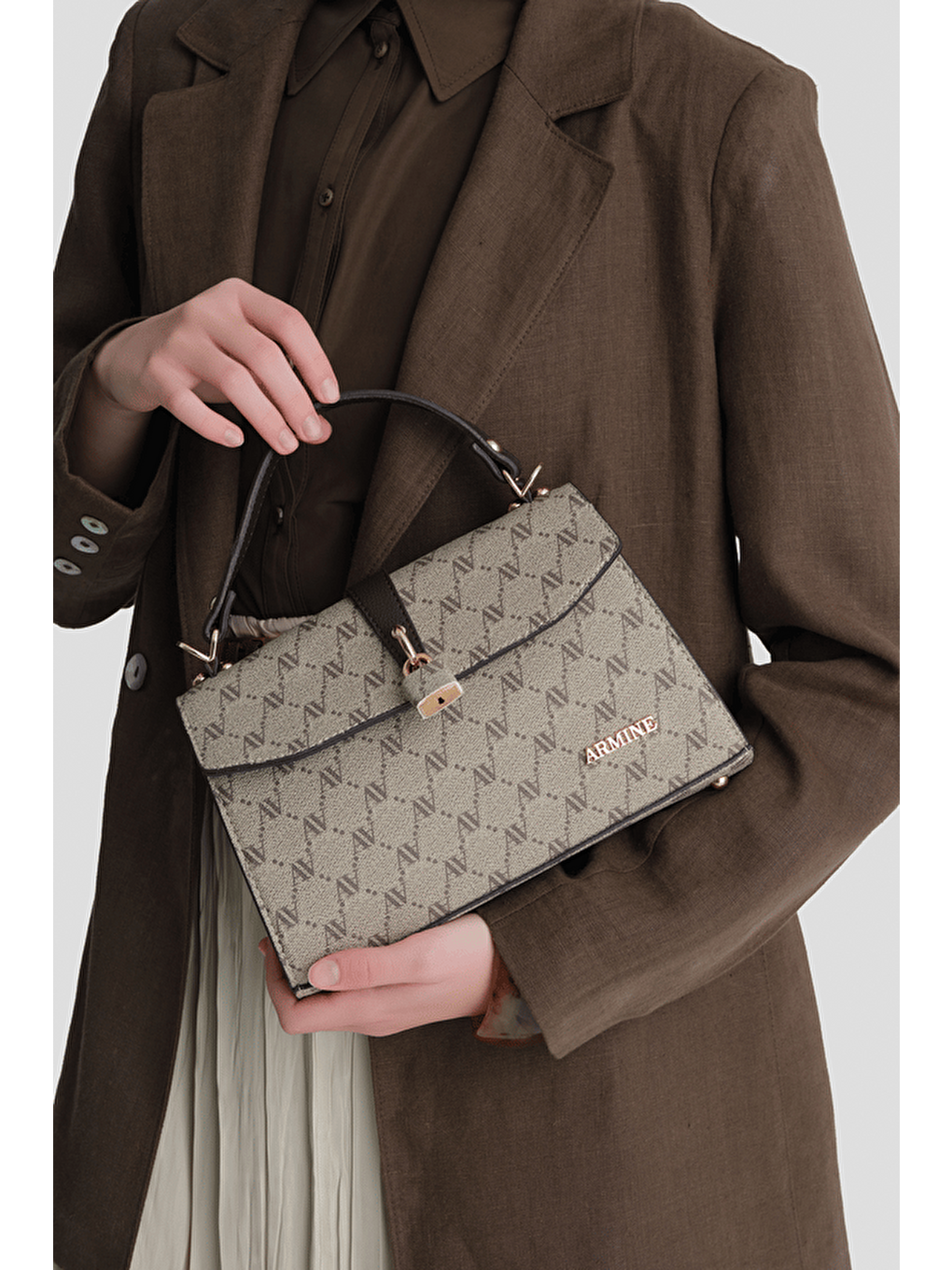 Bej Noktalı Çanta Vizon