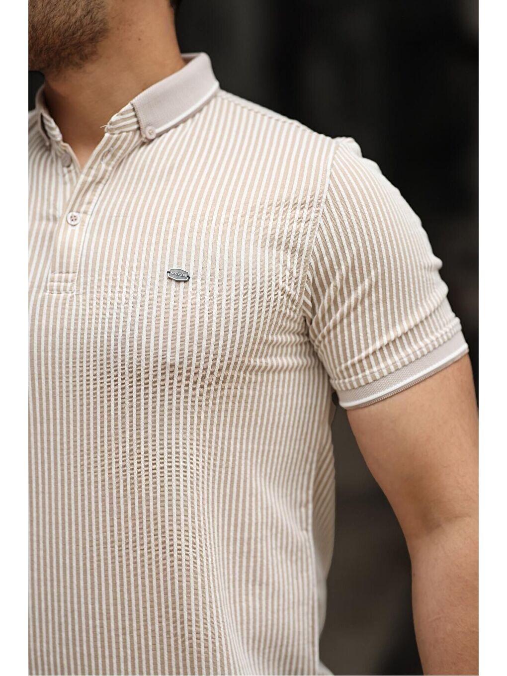 Kahverengi Erkek Kıvrılmaz Polo Yaka Slim Fit Çizgili T-Shirt-1