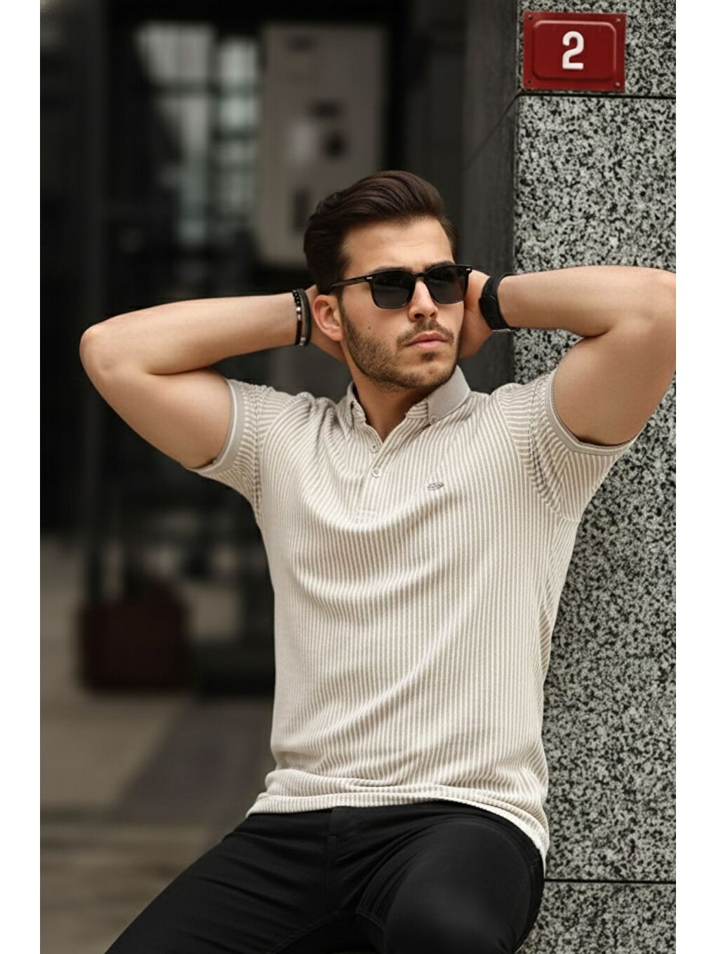 Kahverengi Erkek Kıvrılmaz Polo Yaka Slim Fit Çizgili T-Shirt-2