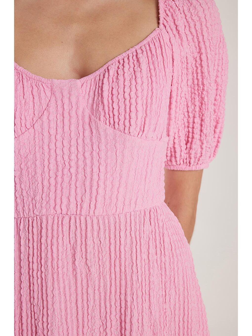 Kadın Standart Fit Normal Kesim Sırt Bağlama Detaylı U Yaka Midi Pembe Elbise-2