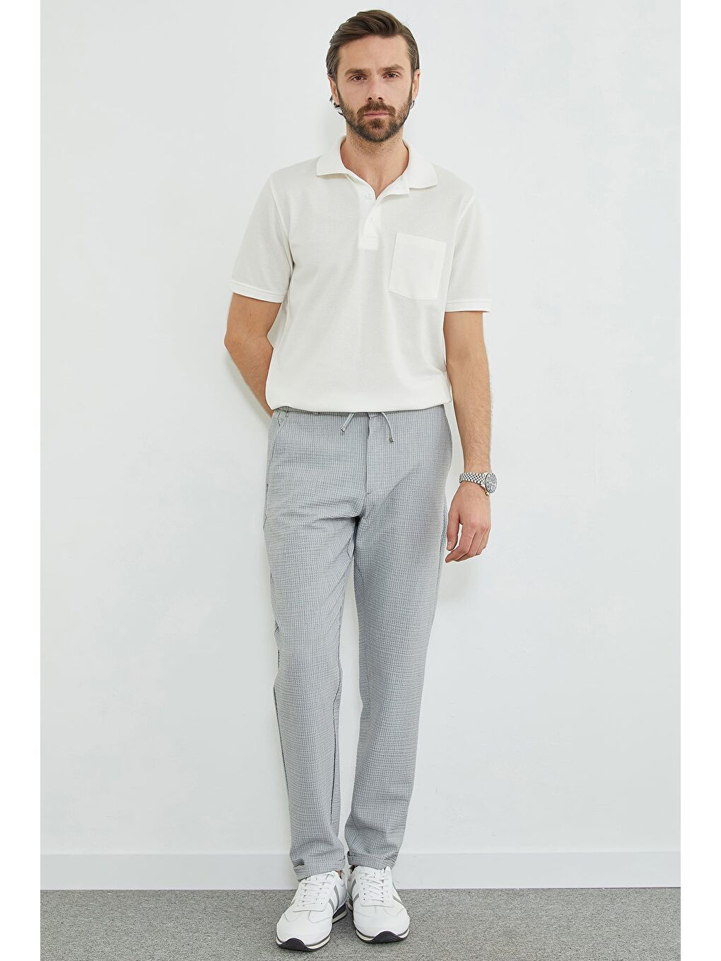 Gri Çizgili Duble Paça Beli Bağlamalı Pantolon