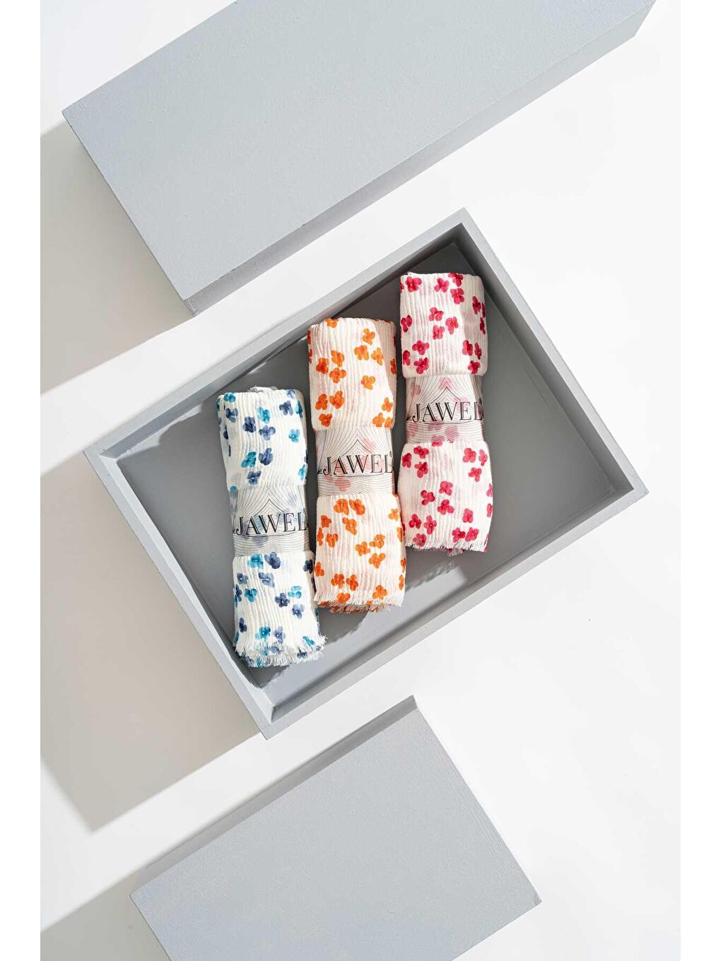 Karışık Kadın Kırışmaz Tesettür 3'lü Bürümcük Şal Paketi (Mavi-Turuncu-Fuşya)