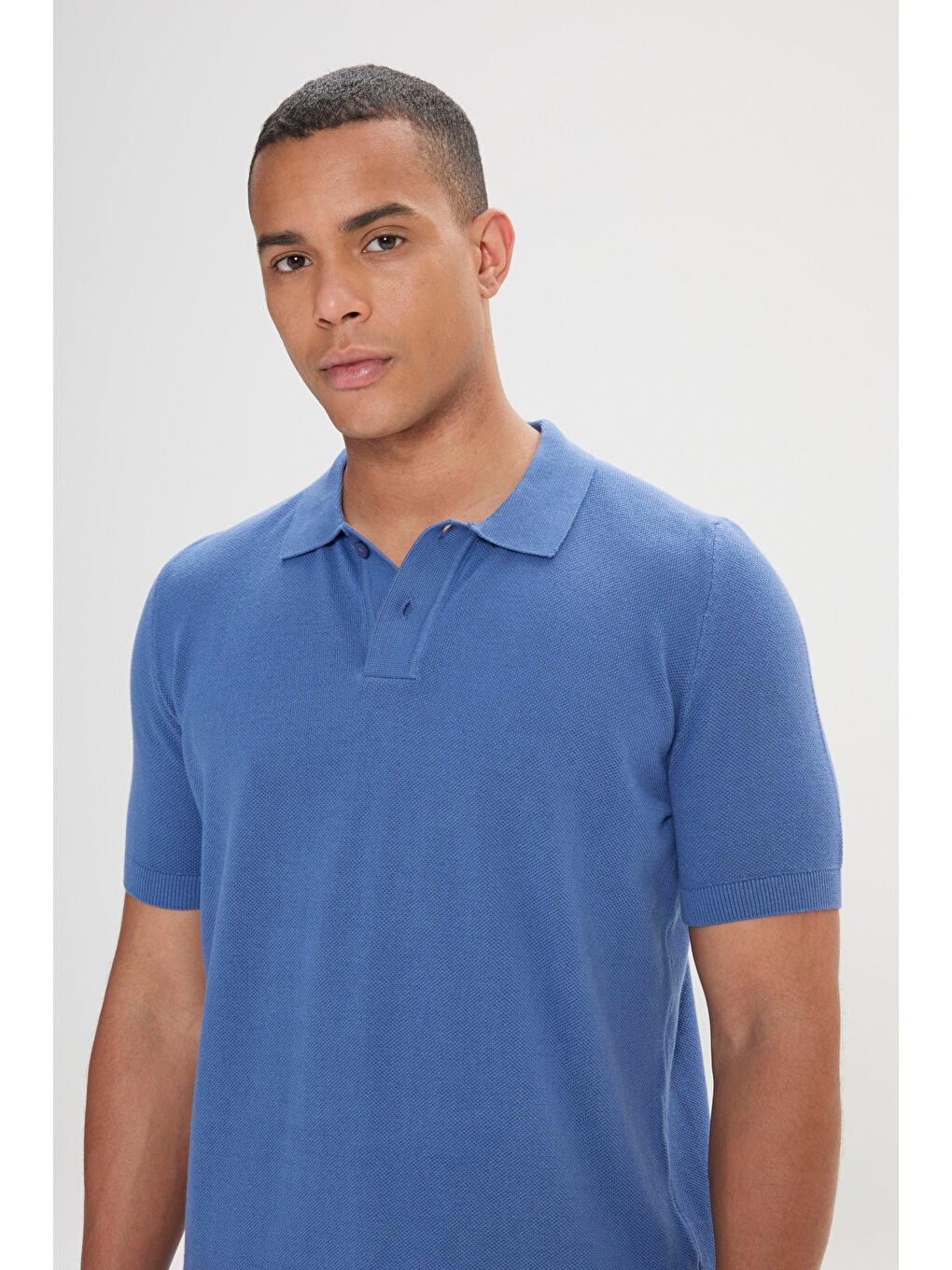 Erkek Lacivert Standart Fit Normal Kesim Polo Yaka %100 Pamuk Desenli Kısa Kollu Triko Tişört-2