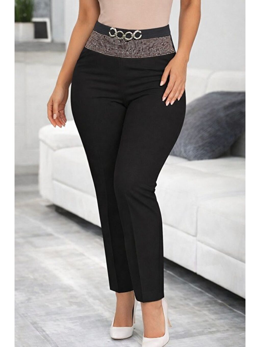 Siyah Kadın Yüksek Bel önden Taşlı Ve Tokalı Ithal Krep Pantolon-2