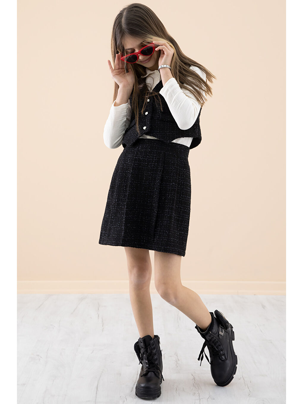 Siyah Simli Yelekli Etekli Kız Çocuk Gömlekli 3lü Takım 20233-2