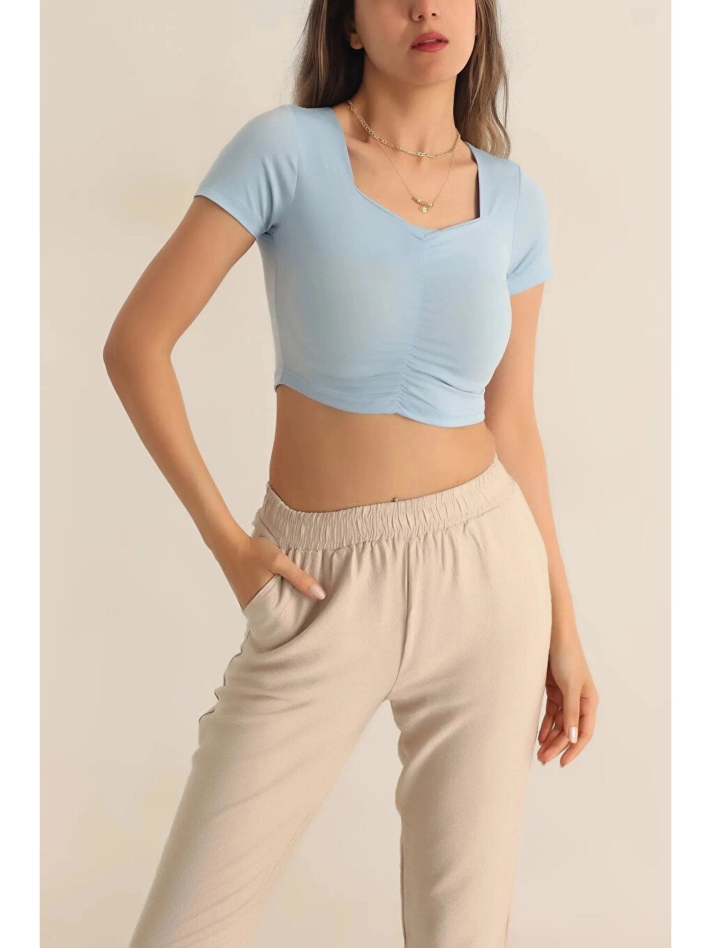 Kadın Buz Mavi Kare Yaka Ön Büzgülü Crop Bluz HZL23S-SND120151-2