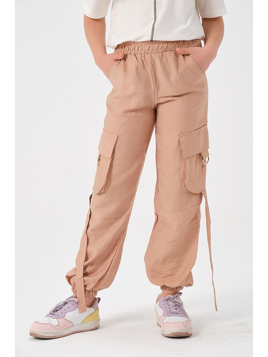 Bej Genç Kız Çocuk Cepli Jogger Pantolon