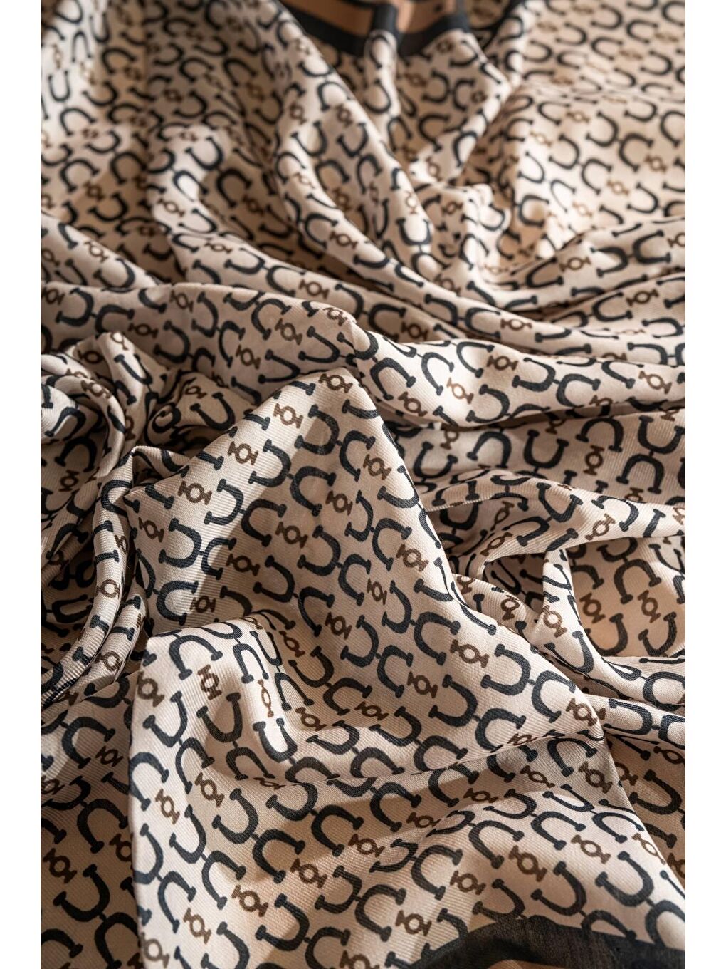 Karışık Kadın Soft Eşarp Paketi (Kahve-Sütlü Kahve-Zebra Siyah-Krem)-7