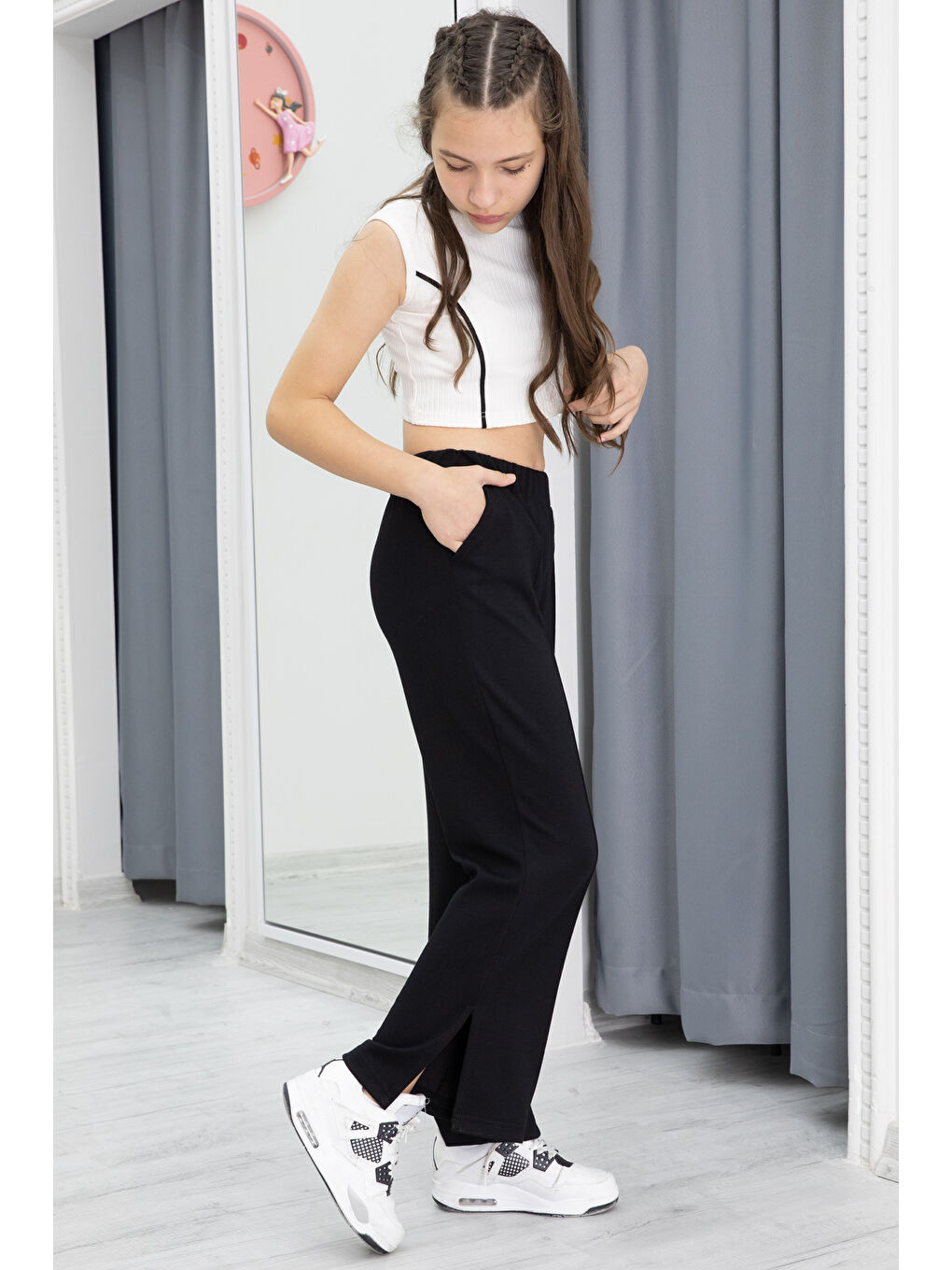 Siyah Geniş Paça Yırtmaçlı Kız Çocuk Pantolon 20283-1