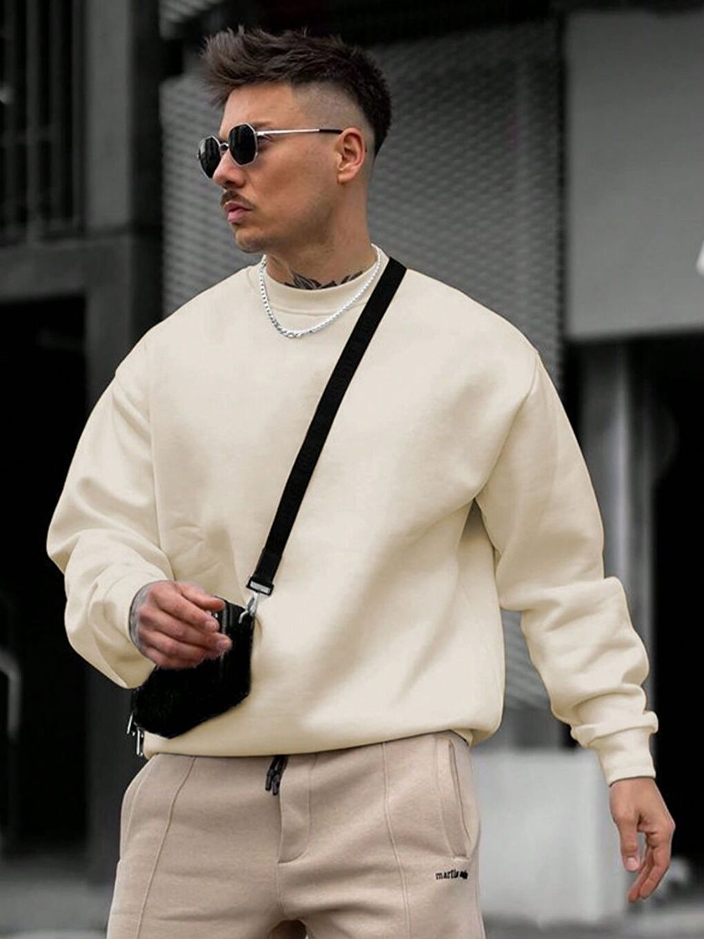 Bej Oversize Bisiklet Yaka Uzun Kollu Sweatshirt