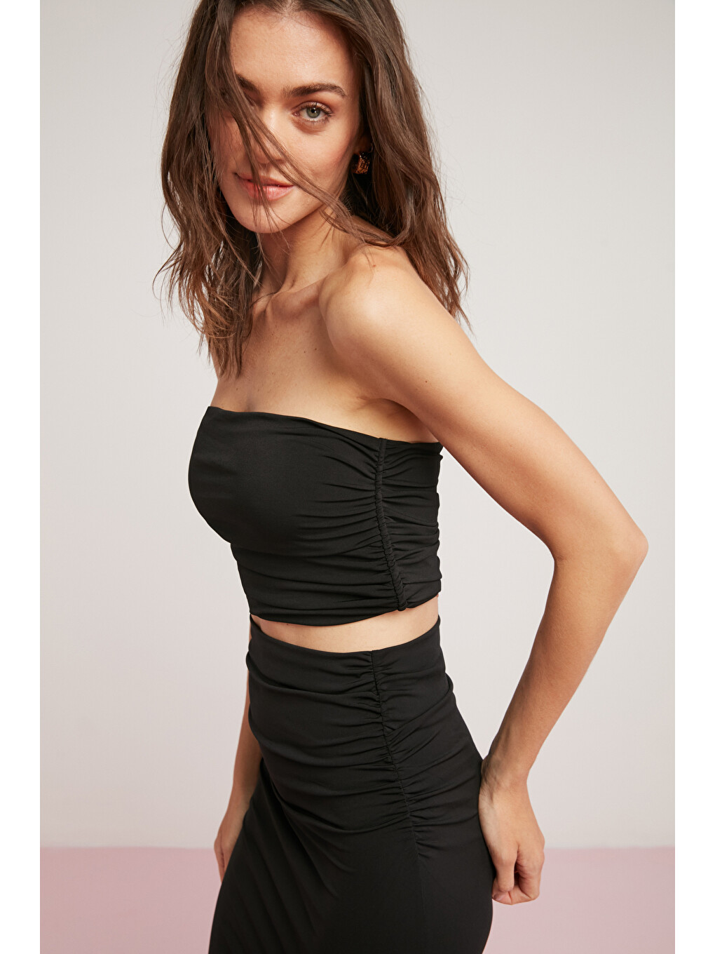 Marsha Kadın Slim Fit Dar Kesim Vücuda Oturan Drape Detaylı Crop Siyah Büstiyer-4