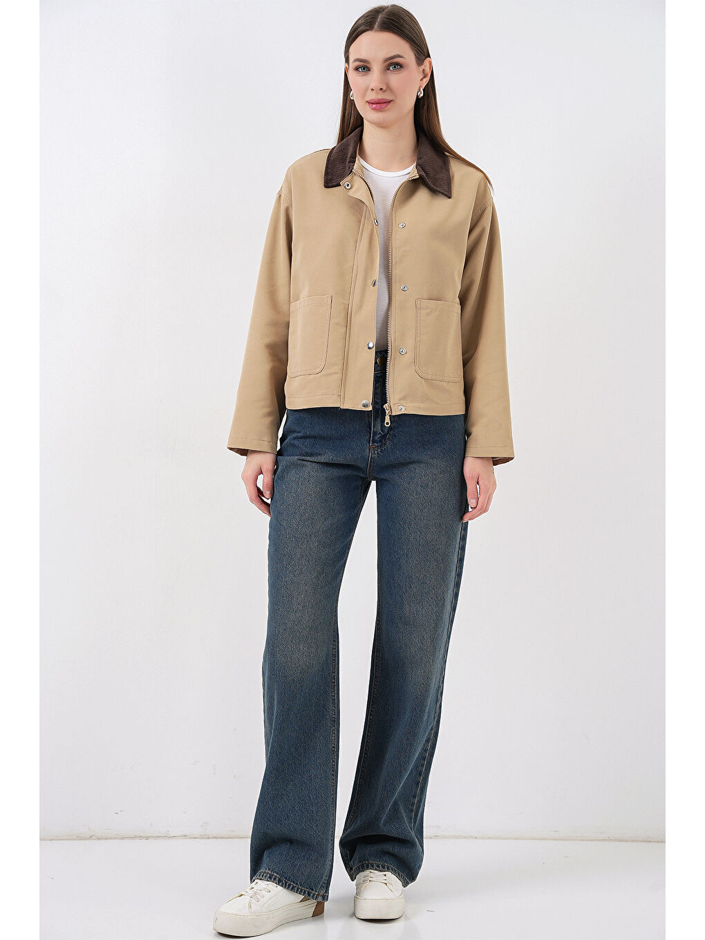 Bej Kadın Cep Detaylı Kısa Ceket 5975 - Bisküvi-1