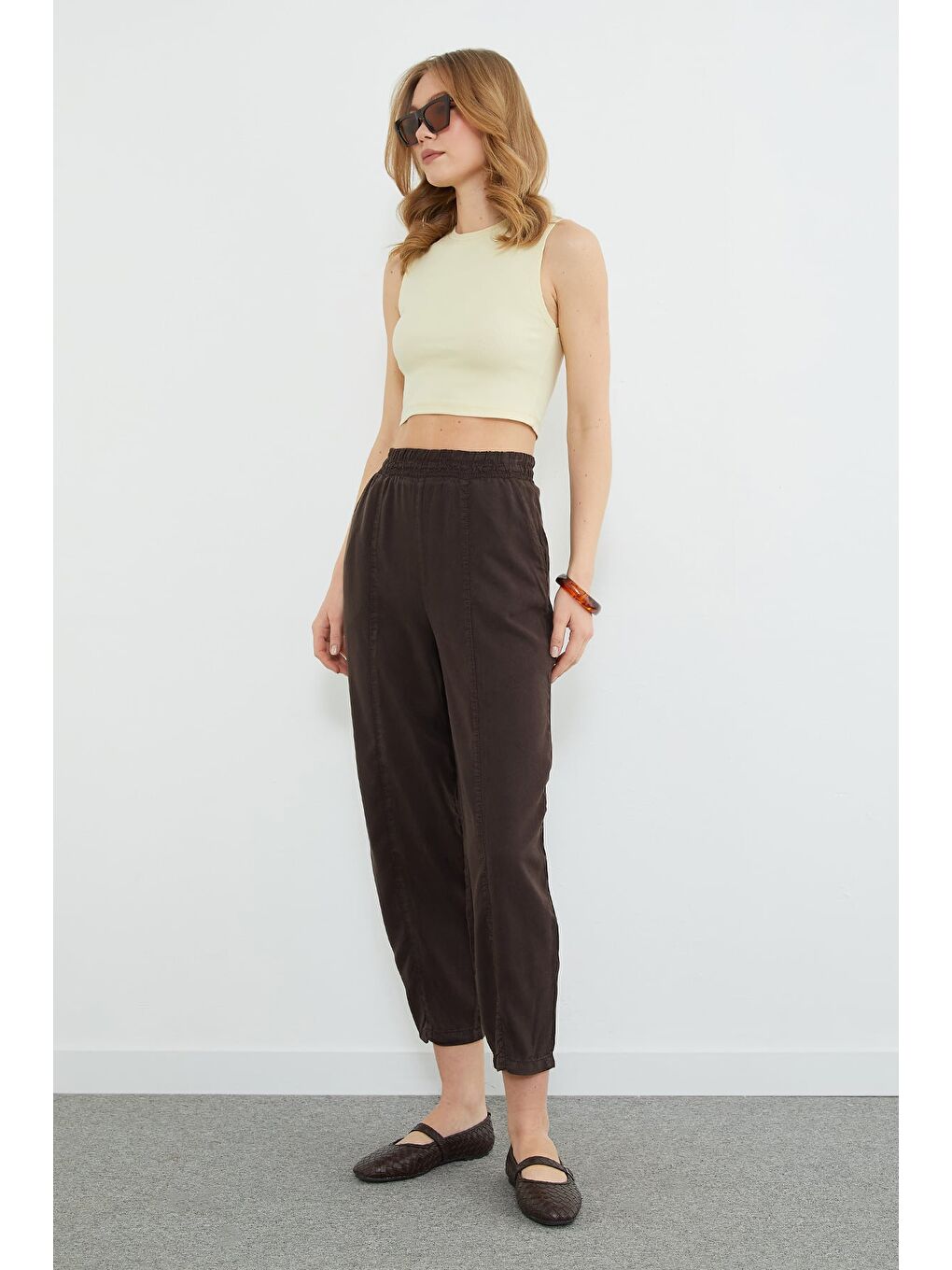 Kahverengi Beli Lastikli Nervür Dikişli Şalvar Pantolon-2