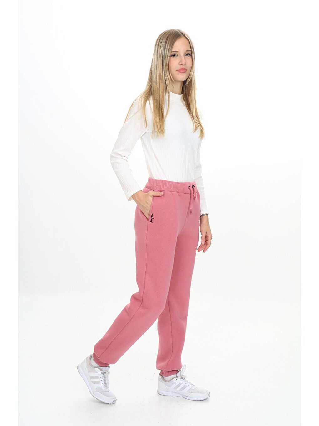 Pembe Kız Çocuk Nakışlı Eşofman Alt-3