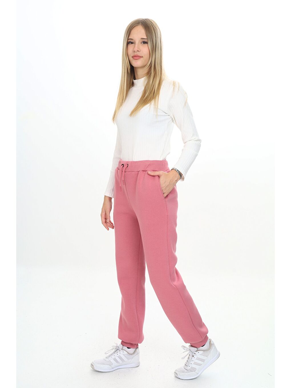 Pembe Kız Çocuk Nakışlı Eşofman Alt-4