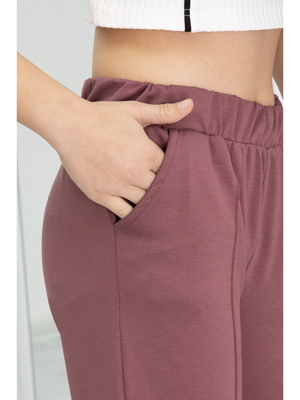 Pembe Gül Kurusu Geniş Paça Yırtmaçlı Kız Çocuk Kumaş Pantolon 20286-1