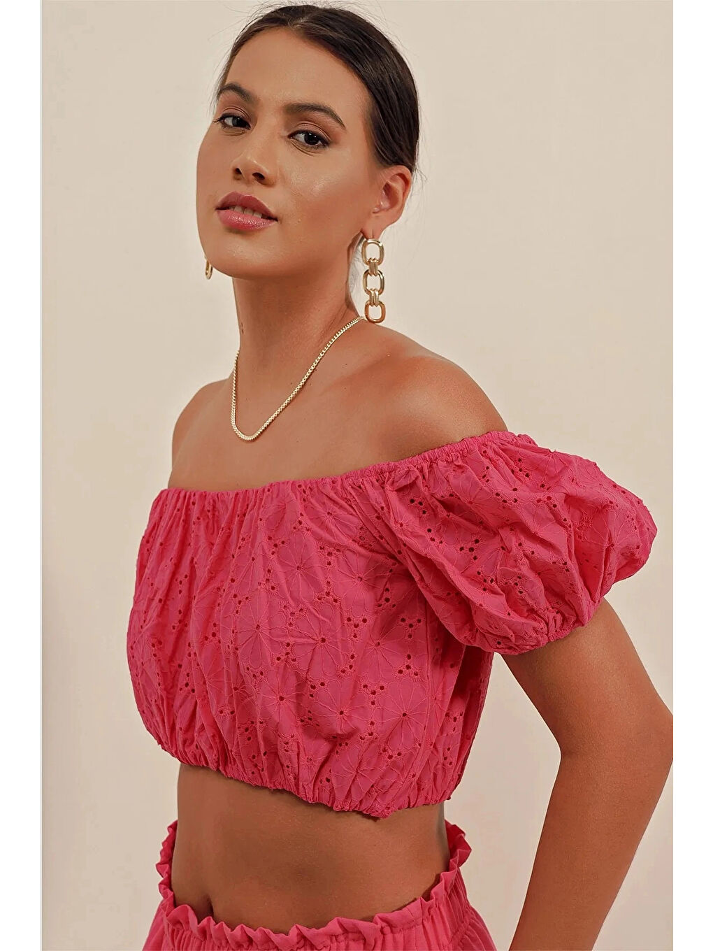 Kadın Koyu Pembe Carmen Yaka Bel Büzgülü Fistolu Straplez Bluz HZL23S-BD104811-3