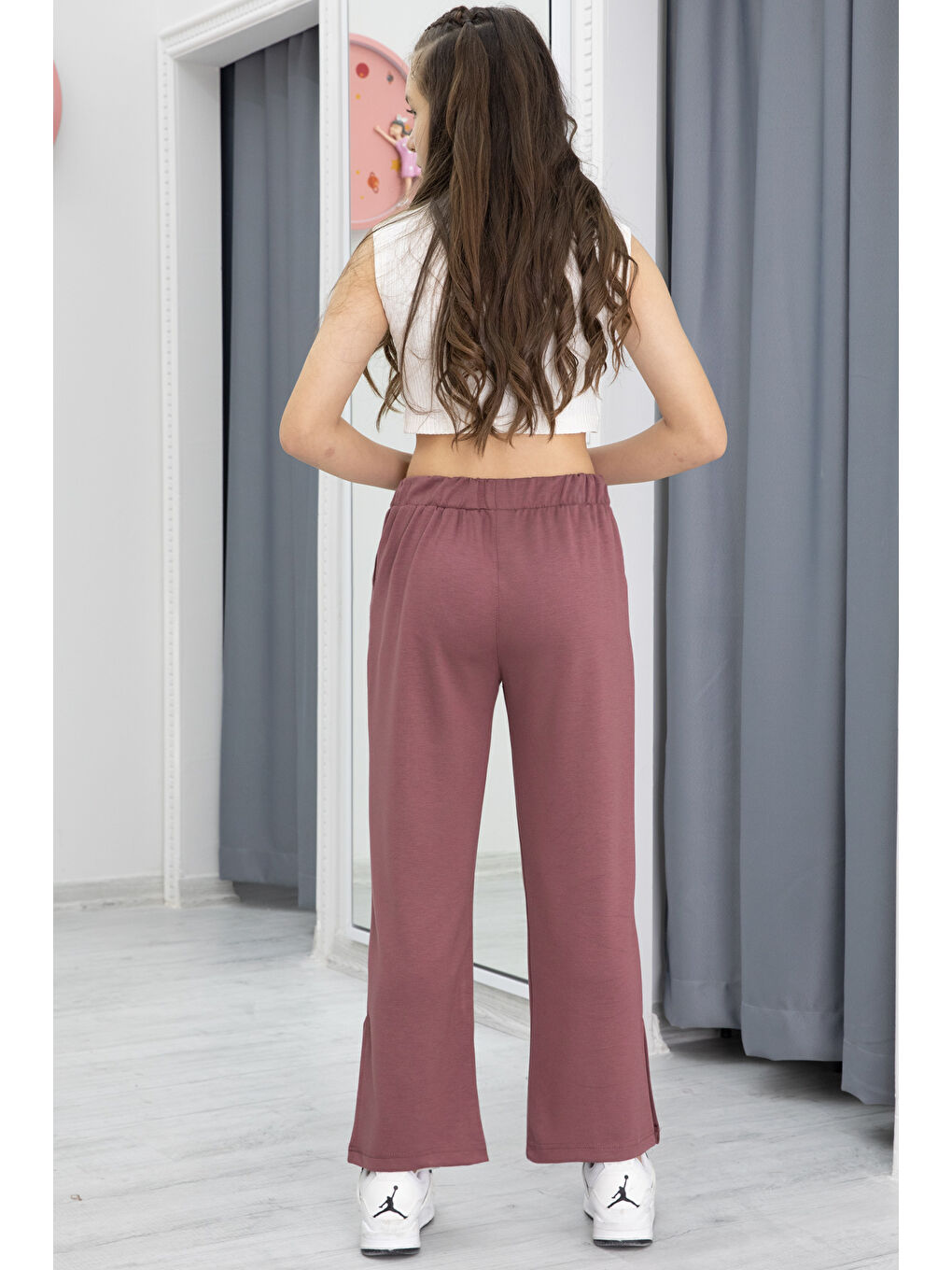 Pembe Gül Kurusu Geniş Paça Yırtmaçlı Kız Çocuk Kumaş Pantolon 20286-4