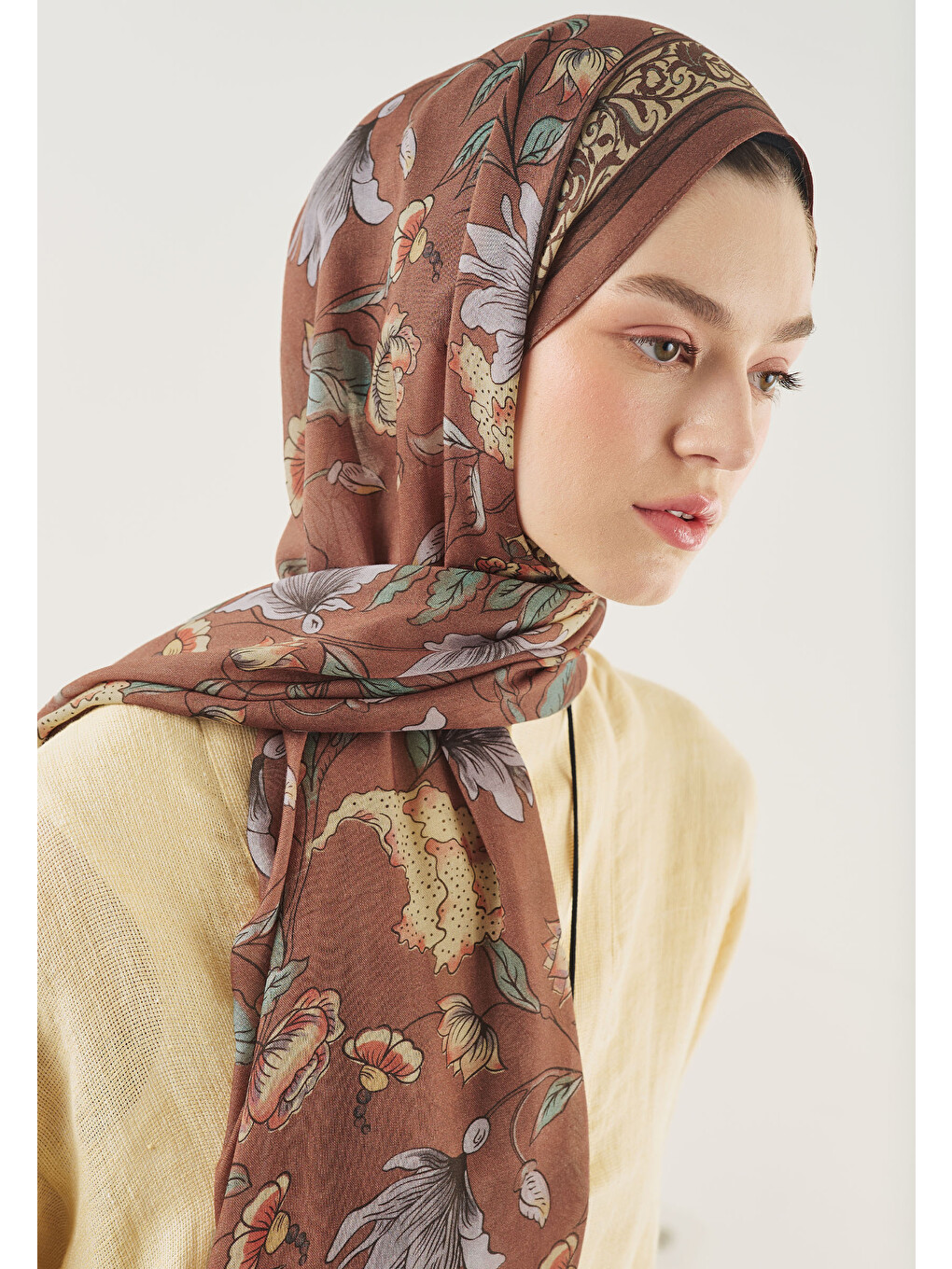 Kahverengi Pure Ethnic Desen Soft Viskon Şal Tarçın Kabuğu-1