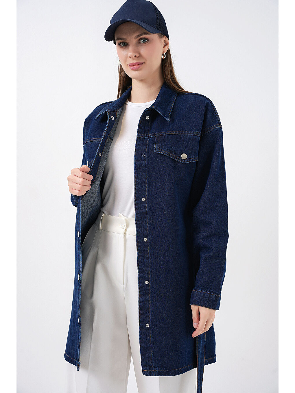 Kadın Boydan Düğmeli Kuşalı Jean Ceket 0740 - Lacivert-3