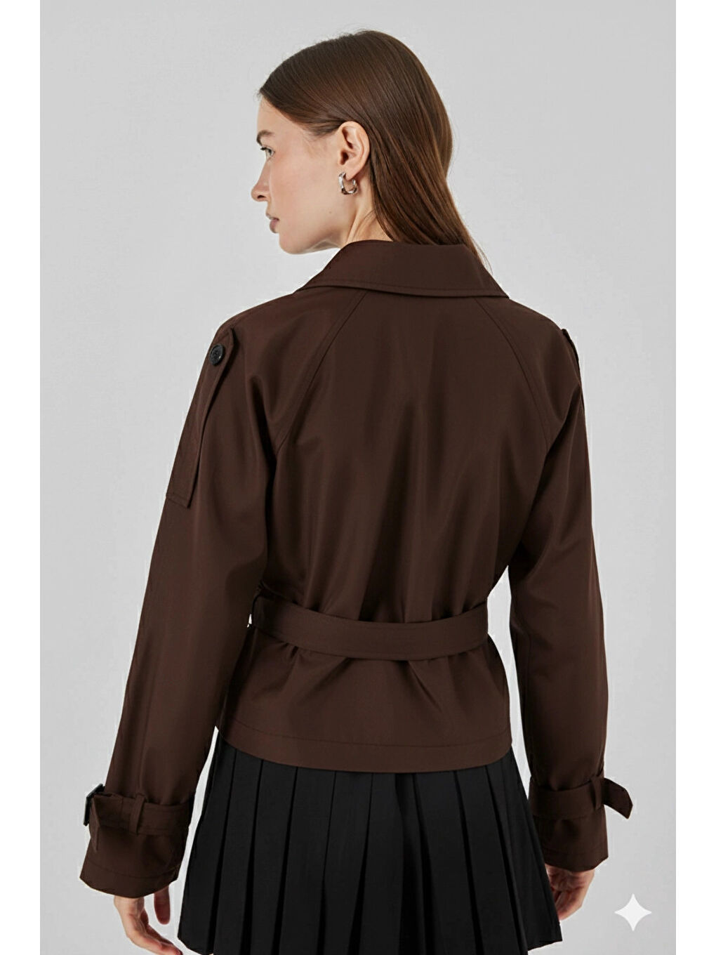 Kadın Kahverengi Kruvaze Yaka Kuşaklı Astarlı Kısa Trençkot HZL25W-BD159701-3