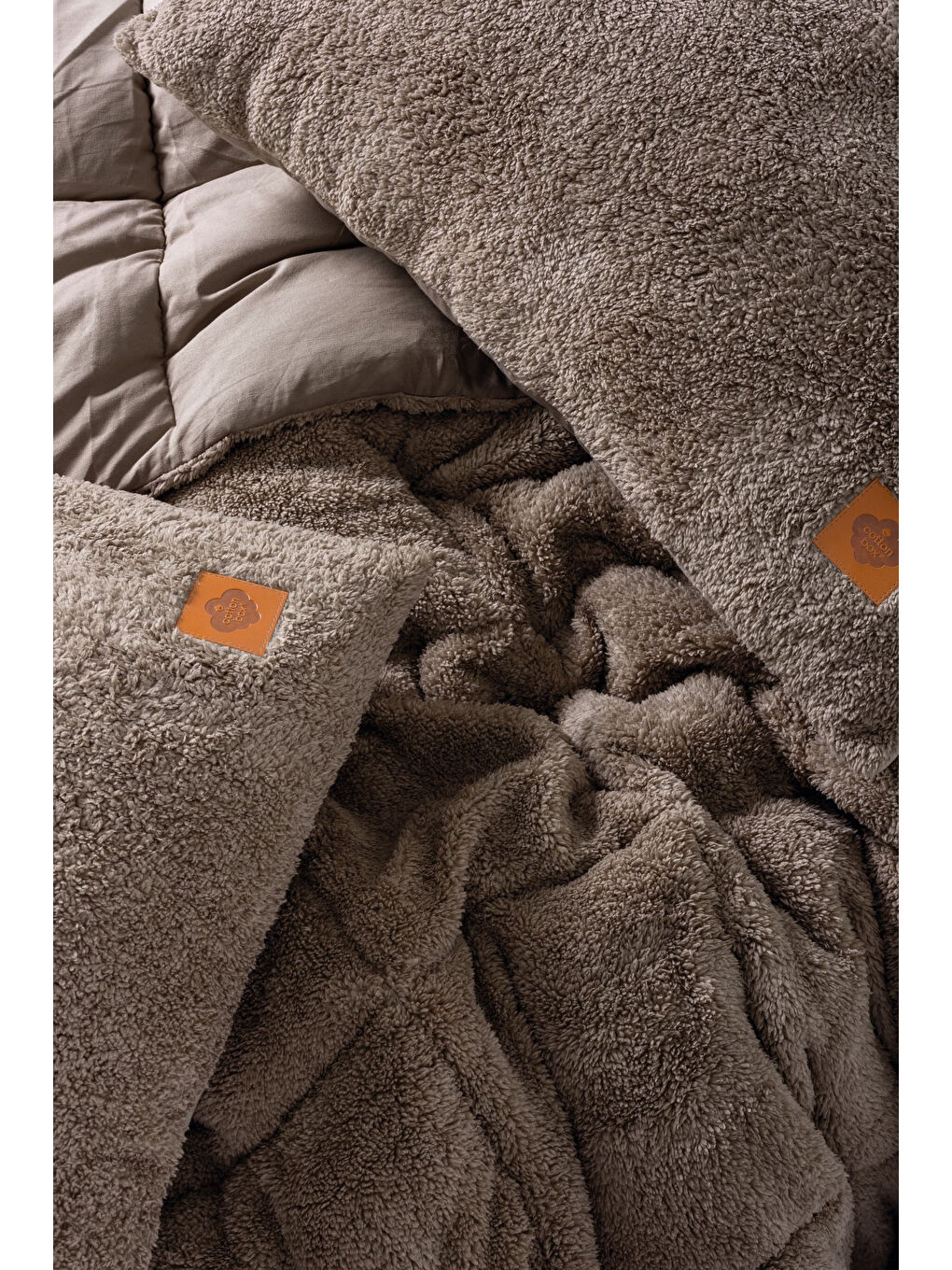 Pamuk Box Çift Kişilik Pelüş Yorgan Seti Bej 195x215 cm-1