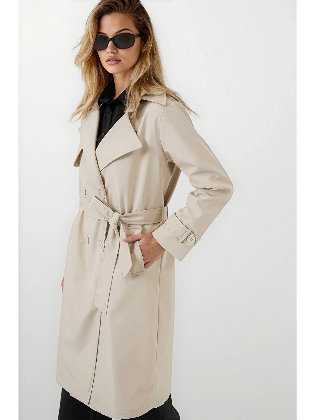 Kadın Bej Kruvaze Yaka Kuşaklı Astarlı Trençkot HZL25W-BD159181-3