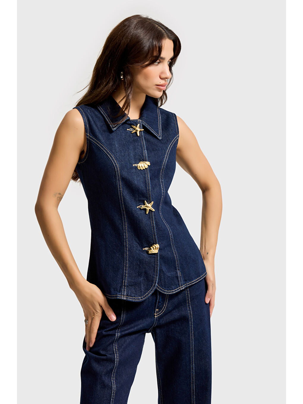Kadın İndigo Renk 7s6-50 Önü Tasarım Düğmeli Denim Sıfır Kol Yelek-1