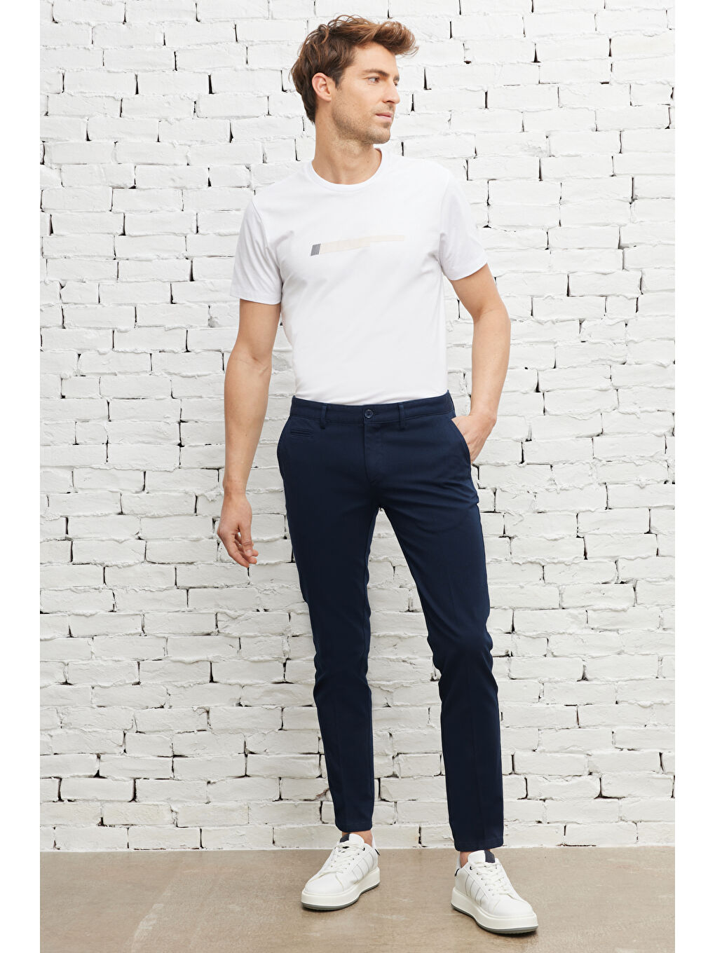 Erkek Lacivert Slim Fit Dar Kesim Yan Cepli Pamuklu Esnek Armürlü Pantolon-1