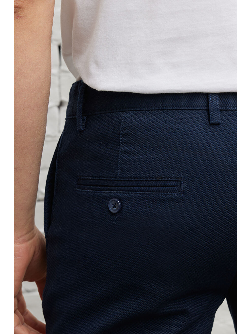 Erkek Lacivert Slim Fit Dar Kesim Yan Cepli Pamuklu Esnek Armürlü Pantolon-4