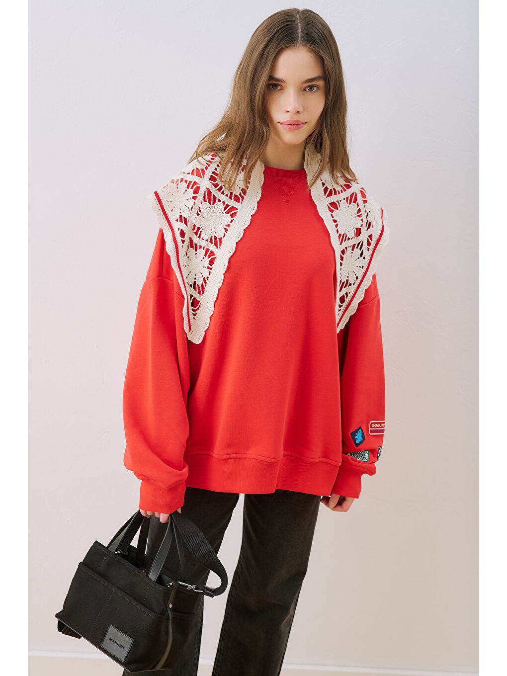 Oversıze Etiketli Sweatshırt Kırmızı
