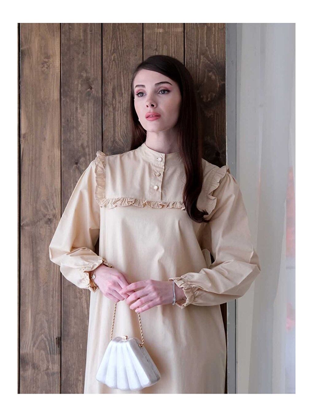 Ekru Krem Yakası Fırfır Detay Elbise-2