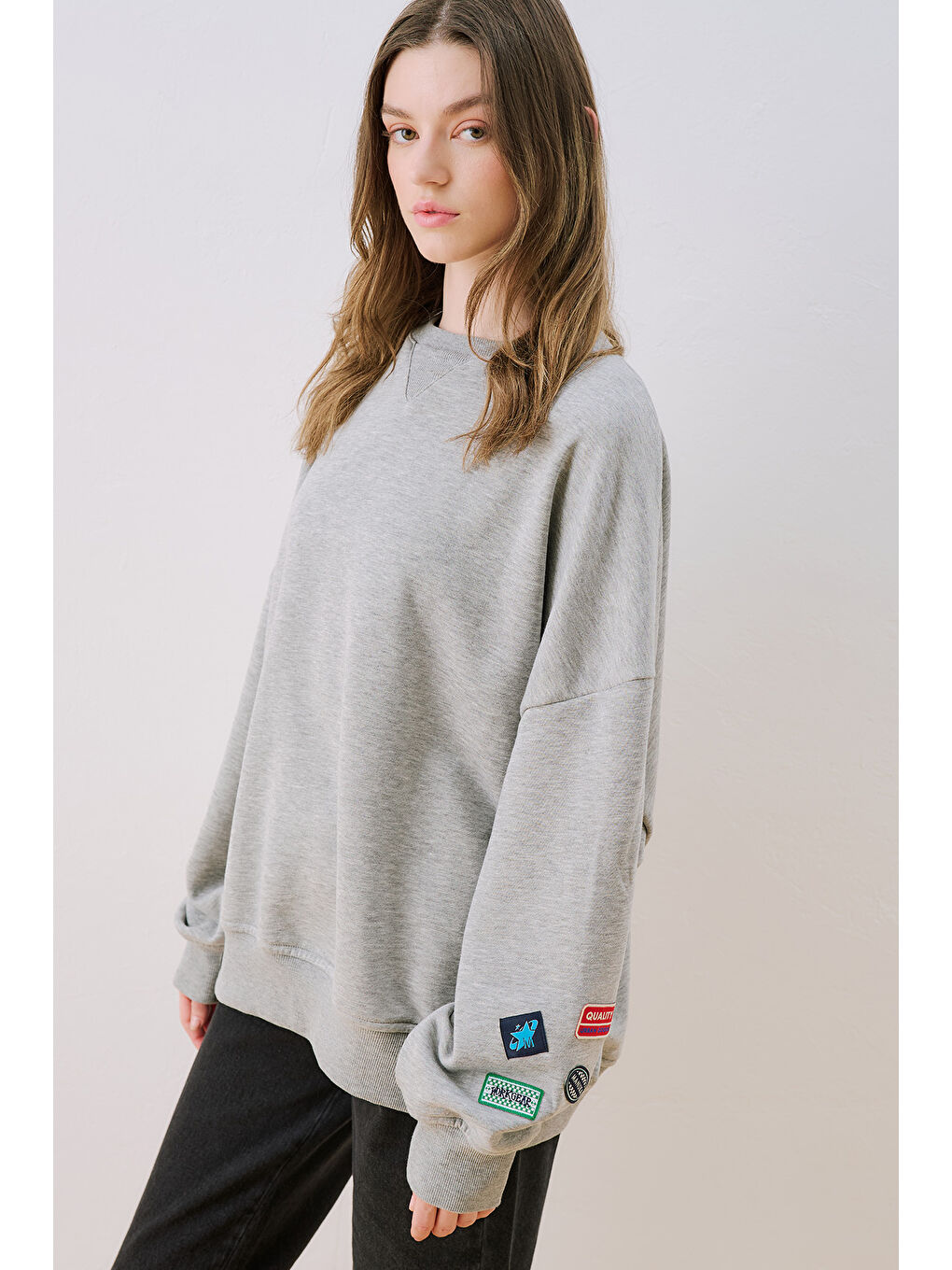 Oversıze Etiketli Sweatshırt Gri Melanj-1