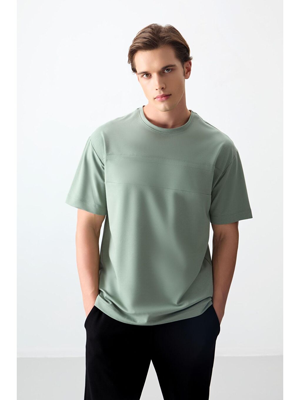 AIR JONES Açık Yeşil Pamuklu Kalın Yumuşak Dokulu Oversize Fit Basic Erkek T-Shirt - 88378 - 3