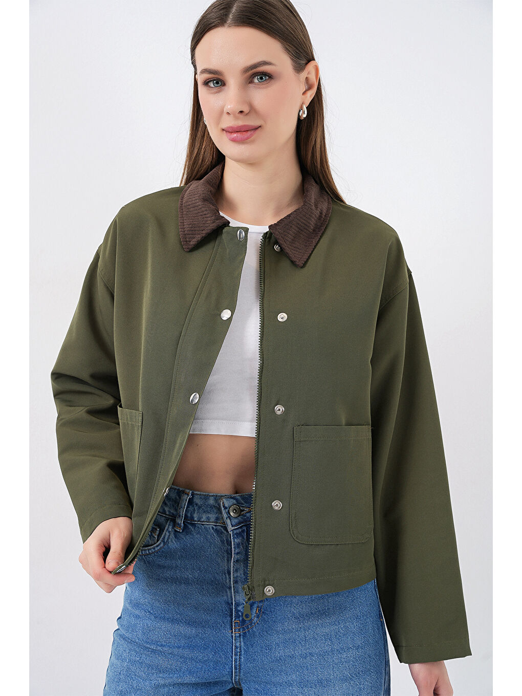 Kadın Cep Detaylı Kısa Ceket 5975 - Haki-4
