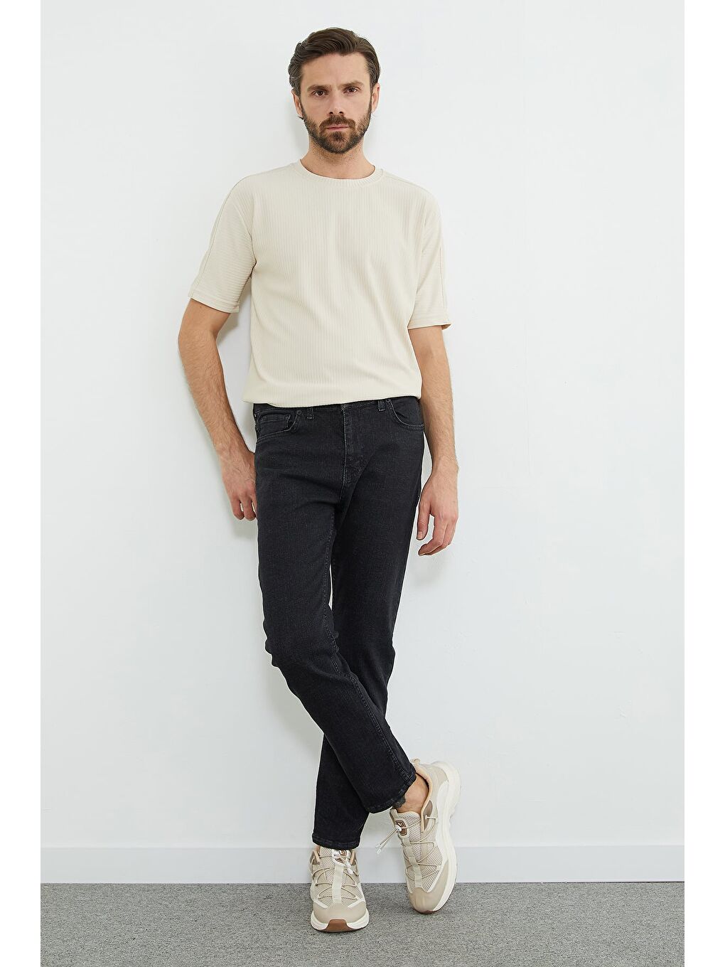 Gri Fermuarlı Skinny Jean