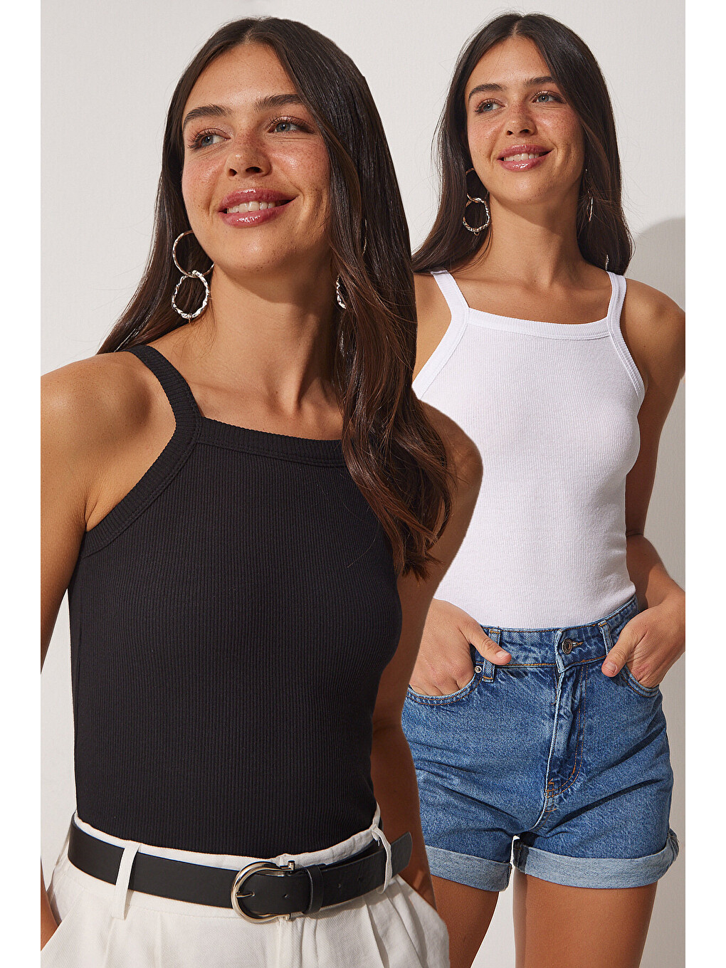 Siyah 2'li Fitilli Crop Halter Yaka Örme Atlet SİYAH BEYAZ LZV0003