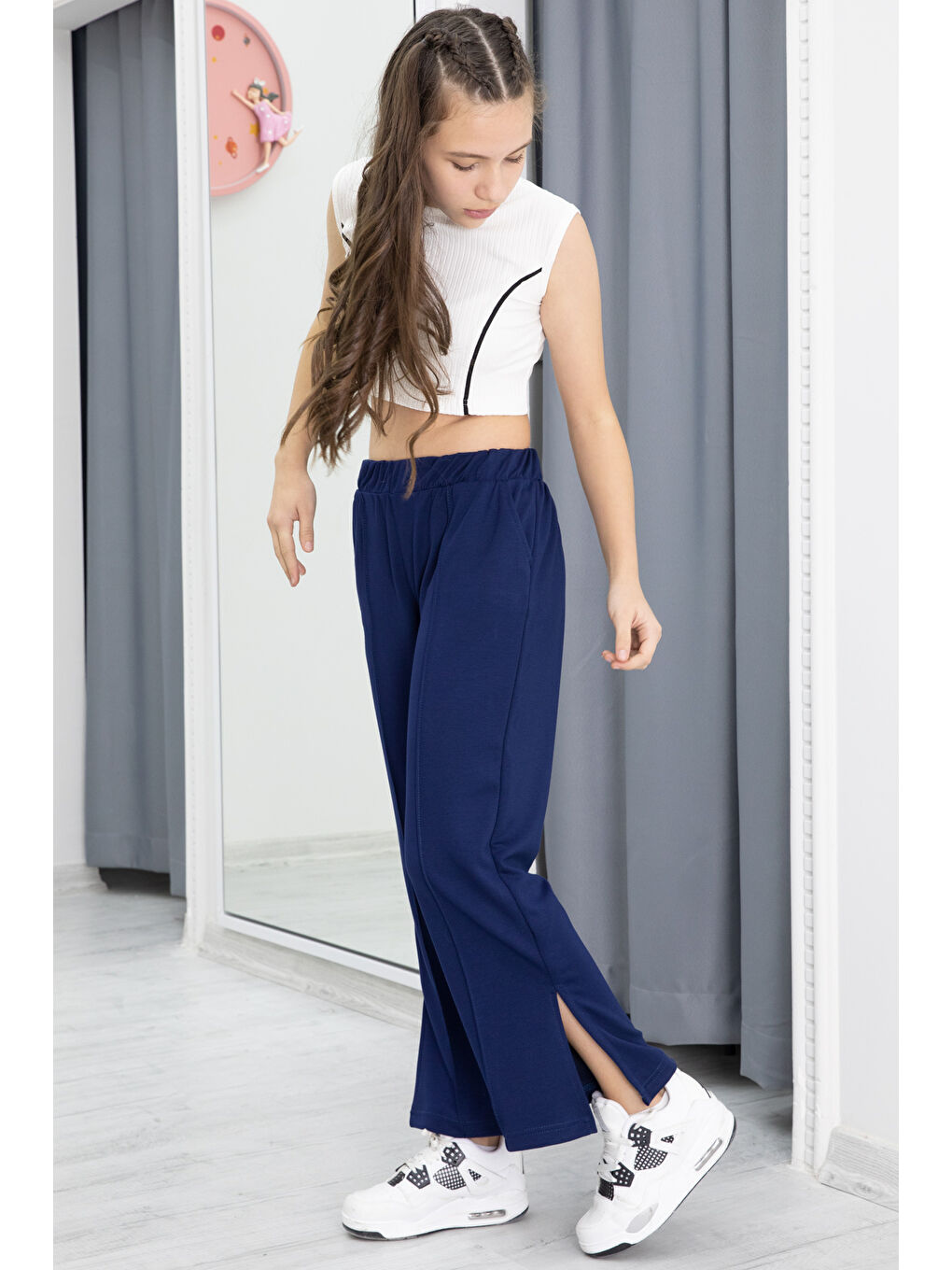 Lacivert Geniş Paça Yırtmaçlı Kız Çocuk Kumaş Pantolon 20284-2