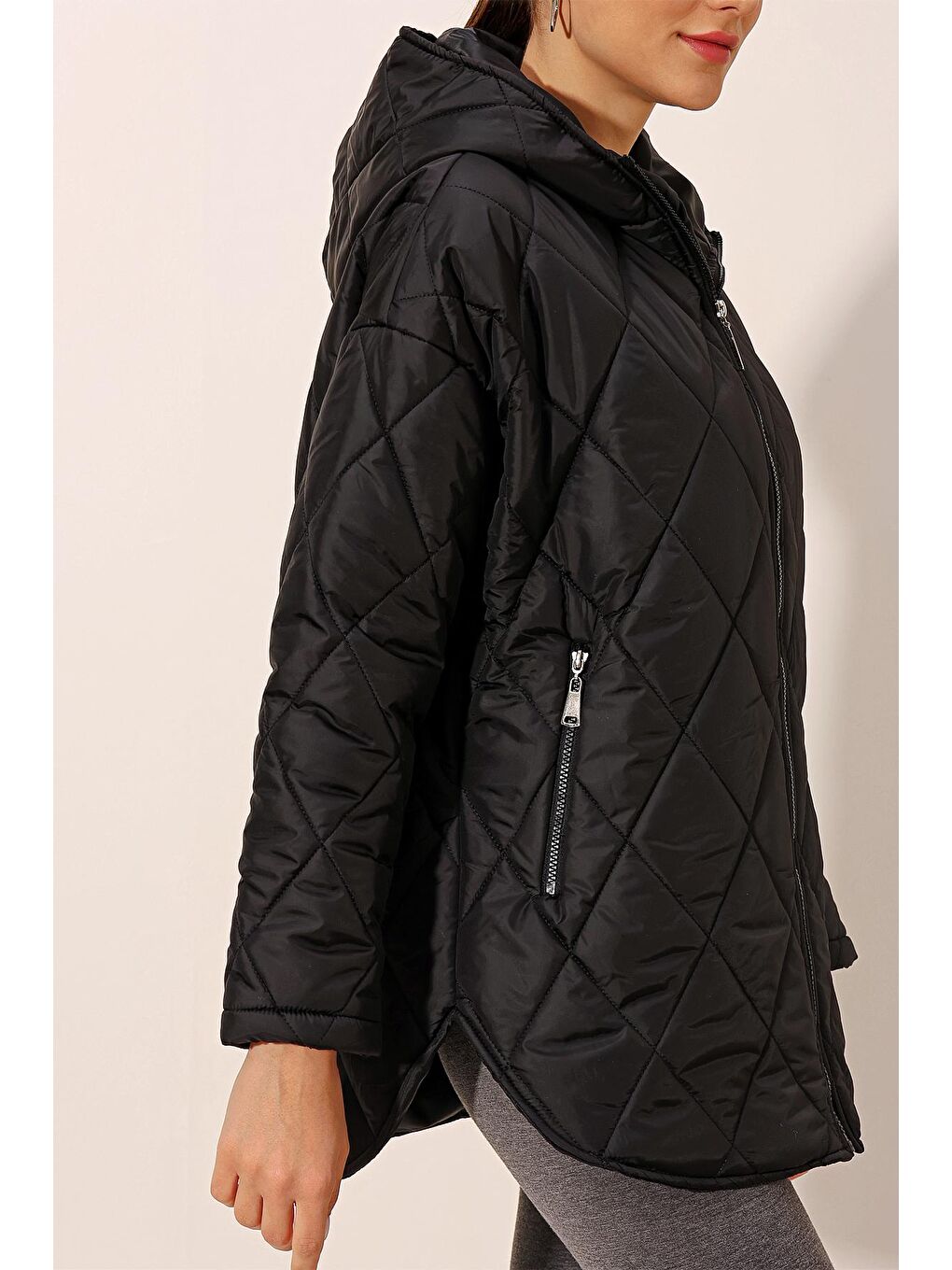 5181 Kapüşonlu Kapitone Mont - Siyah-5