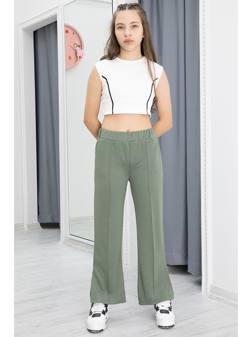 Haki Geniş Paça Yırtmaçlı Kız Çocuk Kumaş Pantolon 20288