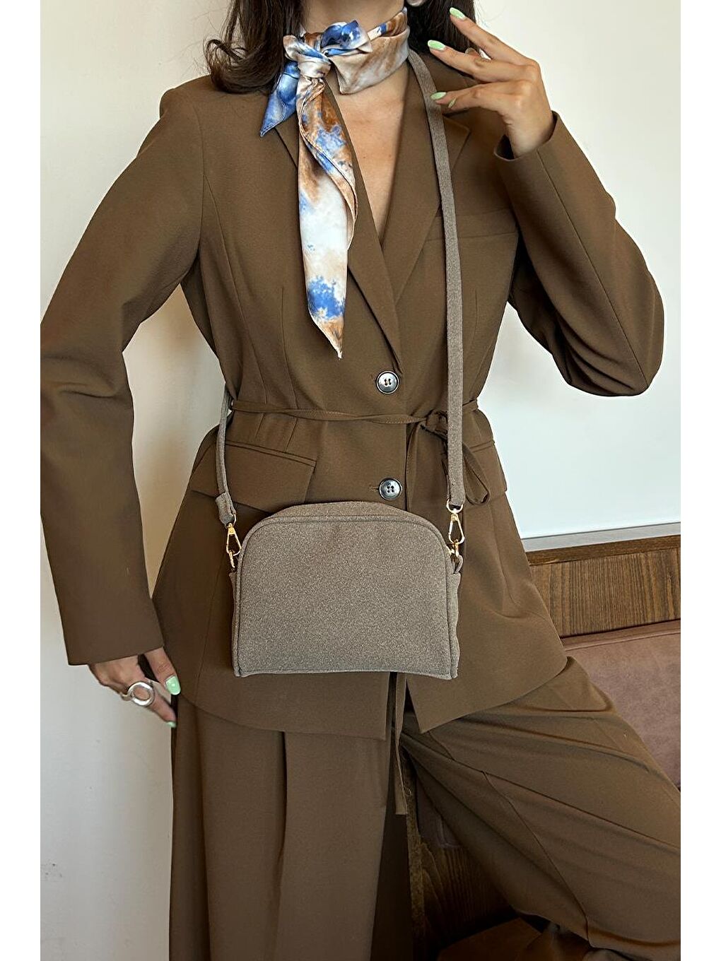 Bej Hana Süet Çapraz Çanta Vizon-2